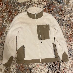 mountain hardware jacket